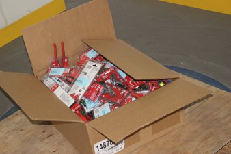 Box – 110 Pcs – Hand Tools – Untested Customer Returns – Milwaukee, Builders World Wholesale Distribution, Worldwide Sourcing