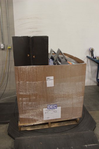 Pallet – 27 Pcs – Monitors, Internal Computer Parts – Tested Not Working – HP, Samsung, Onn, DELL