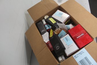1 Parcel Box – 85 Pcs – Fragrances, Makeup – OPEN BOX UNTESTED RETURNS – Walmart