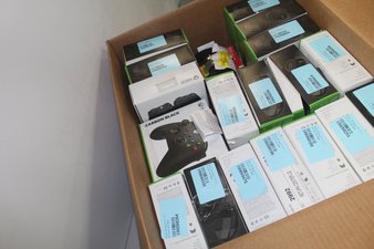 1 Parcel Box – 45 Pcs – Gaming Controllers and Headsets – Untested Customer Returns – Microsoft, onn., NINTENDO, Turtle Beach