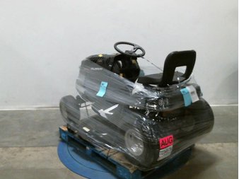 Pallet – Murray 13AN77SS058 42 in. 17.5 HP Riding Lawn Mower with Briggs and Stratton Engine – Riding Lawn Mowers – Customer Returns – Murray