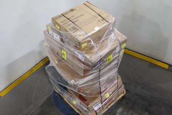 1 Pallets – 14 Pcs – New Luggage, Patio, Living Room – New and New Damaged Box – Walmart