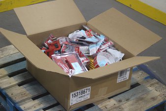 3 Parcel Boxes – 148 Pcs – Tool Accessories, Hardware – Conditionally Assessed Milwaukee Tools Returns (Conditions in Manifest)