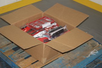 4 Boxes – 429 Pcs – Tool Accessories, Hardware – Untested Customer Returns – Milwaukee, Builders World Wholesale Distribution, Milwaukee Accessory, Milwaukee Electric Tools