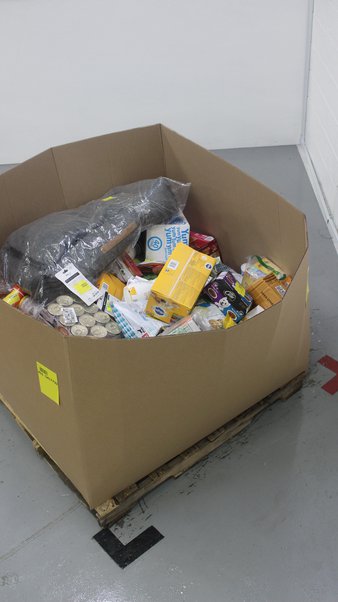 Pallet – 446 Pcs – Pet Toys & Pet Supplies – Customer Returns – Zilla, Steer Jerky, Aqueon, Zilla Reptile
