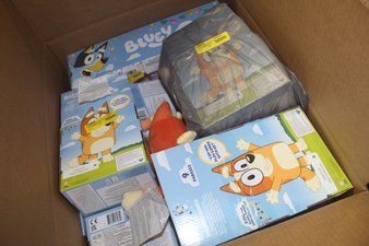 1 Parcel Box – 15 Pcs – Stuffed Animals – OPEN BOX UNTESTED RETURNS – Walmart