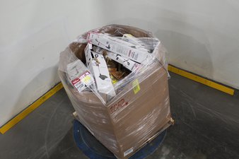1 Pallets – 86 Pcs – New Power Tools, Camping & Hiking, Hardware, Trimmers & Edgers – New and New Damaged Box – Walmart