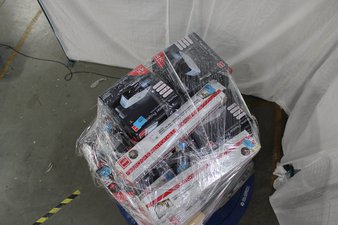 3 Pallets – 384 Pcs – Unsorted, Projector, Monitors, Decor – Open Box Customer Returns – RCA, onn., Jovati, Monster