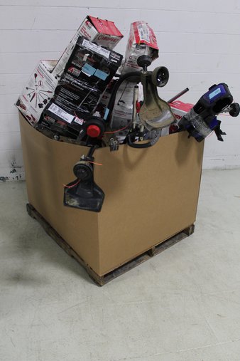 Pallet – 38 Pcs – Trimmers & Edgers, Leaf Blowers & Vaccums – Damaged / Missing Parts – Troy-Bilt, Bolens, Kobalt, TrimmerPlus