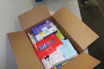 1 Parcel Box Box- 21 Pcs – Other – Customer Returns (Plug and Play Tested) – Motorola, Nokia, TCL, Samsung – Walmart