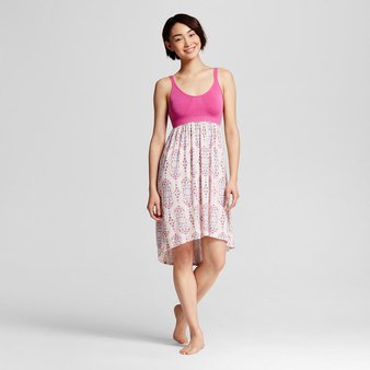 213 Pcs – Gilligan & O’Malley Women’s Sleepwear Fluid Knit Tank Gown with Built in Support Pink Scroll L – New – Retail Ready