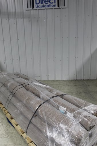 1 Pallet – 12 Pcs – Rugs and Mats – New and New Damaged Box – Walmart
