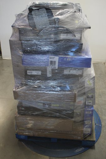 3 Pallets – 58 Pcs – Vacuums – Damaged / Missing Parts / Tested NOT WORKING – Samsung, Hoover, SharkNinja, Shark