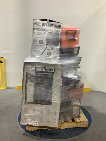 1 Pallet – 11 Pcs – Camping & Hiking – Customer Returns – Major Retailer