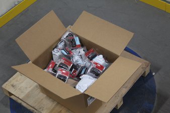Box – 52 Pcs – Tool Accessories – Untested Customer Returns – Milwaukee, Builders World Wholesale Distribution