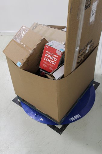 Pallet – 34 Pcs – Microsoft, Power Tools, Hardware, Lighting & Light Fixtures – Damaged / Missing Parts – Microsoft, Panasonic, Pfister, Netgear