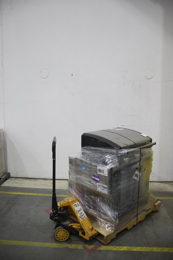 3 Pallets – 25 Pcs – Powered, Bar Refrigerators & Water Coolers – Untested Customer Returns – Walmart