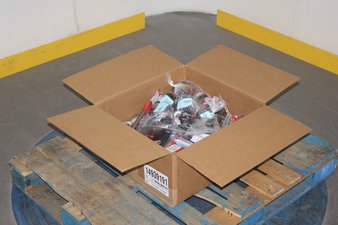 Box – 54 Pcs – Tool Accessories – Untested Customer Returns – Milwaukee, Builders World Wholesale Distribution, Milwaukee Accessory