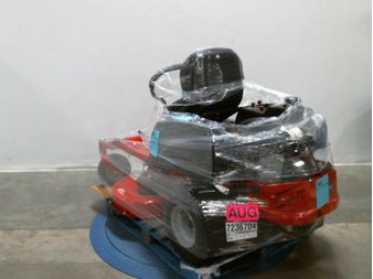 Pallet – Snapper SZ2042 42 in. 20 HP Briggs & Stratton Hydrostatic Zero Turn Mower – Riding Lawn Mowers – Customer Returns – Snapper