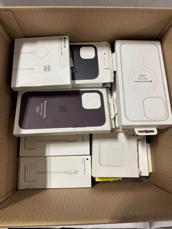 Box – 35 Pcs – Cases, Other – Untested Customer Returns – Apple