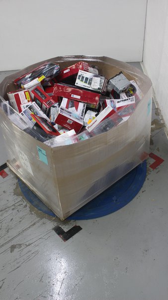 Pallet – 124 Pcs – Car Stereos, Amps & Speakers – Customer Returns – Pioneer, Sony, Hyper Tough, Dual
