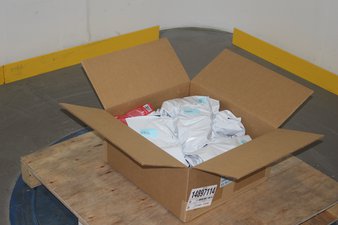 Weekend Deal! – Box – 31 Pcs – Tool Accessories – Untested Customer Returns – Milwaukee, Builders World Wholesale Distribution