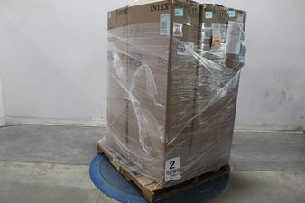 1 Pallet – 6 Pcs – Pools & Water Fun – Damaged / Missing Parts / Tested NOT WORKING – Intex