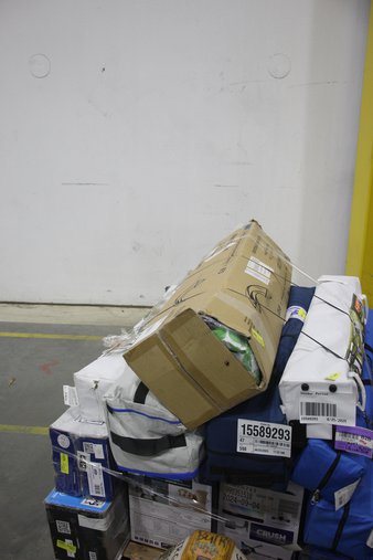 3 Pallets – 26 Pcs – Powered, Camping & Hiking, Patio – Untested Customer Returns – Walmart