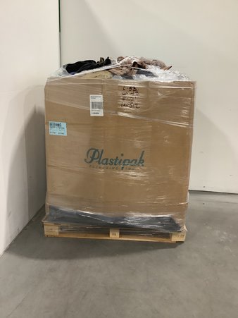 5 Pallets – 1510 Pcs – Other, T-Shirts, Polos, Sweaters, Backpacks, Bags, Wallets & Accessories, Cases – Untested Customer Returns – Walmart