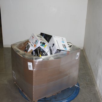 1 Pallet – 36 Pcs – Security & Surveillance – Damaged / Missing Parts / Tested NOT WORKING – Night Owl, Costar, Arlo, Defender