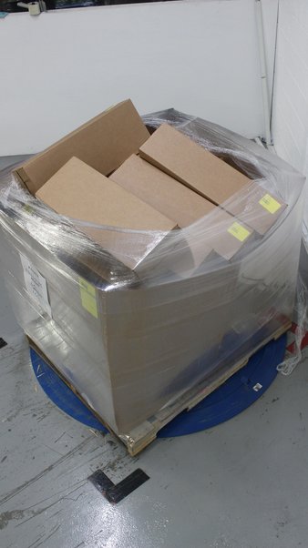 CLEARANCE! Pallet – 47 Pcs – Calendars – Customer Returns – AT-A-GLANCE, Turner