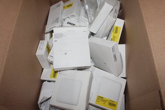Box – 80 Pcs – In Ear Headphones, Other – Untested Customer Returns – Apple, OtterBox