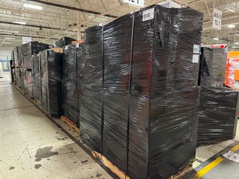 1 Pallet – 13 Pcs – LED/LCD TVs – Refurbished (GRADE C) – VIZIO, Samsung, TCL, OrcaTV
