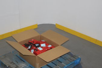 Box – 133 Pcs – Tool Accessories, Hardware – Untested Customer Returns – Milwaukee, Builders World Wholesale Distribution