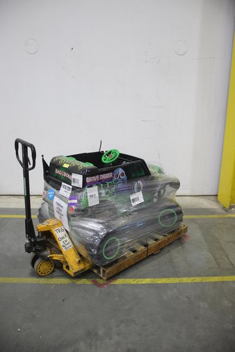4 Pallets – 26 Pcs – Game Room, Camping & Hiking – Untested Customer Returns – Walmart