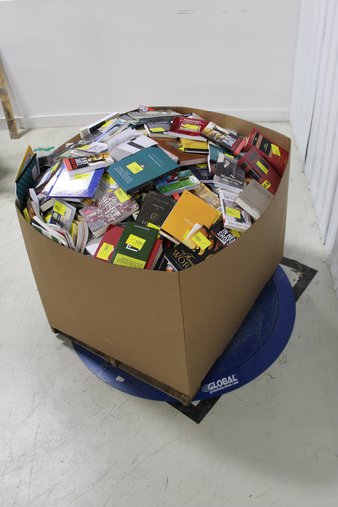 Pallet – 1138 Pcs – Books – Customer Returns – World of Eric Carle, Kessinger Publishing, CreateSpace Independent Publishing Platform, Orca Book Publishers