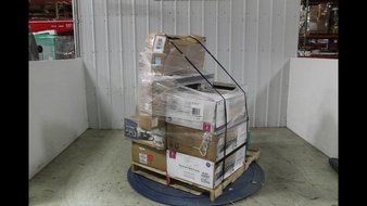 3 Pallets – 27 Pcs – New Bedroom, Patio, Living Room – New and New Damaged Box – Walmart