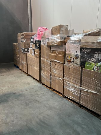 Flash Sale! Truckload – 26 Pallets – 7704 Pcs – Curtains and Window Coverings – Mixed Conditions – Sun Zero, Madison Park, HOME EXPRESSIONS, Eclipse