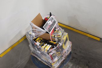 1 Pallets – 35 Pcs – Automotive Accessories, Hand – Untested Customer Returns – Walmart