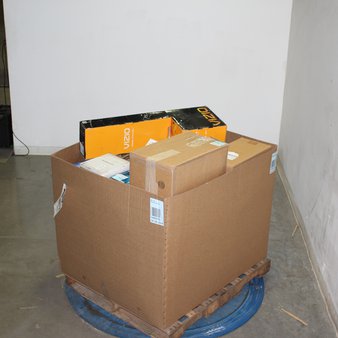 Weekend Deal! 3 Pallets – 102 Pcs – Monitors, Software, Speakers, Security & Surveillance – Untested Customer Returns – Walmart