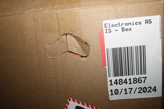 Box – 43 Pcs – Cases, Over Ear Headphones – Untested Customer Returns – Body Glove, onn., Nokia, OtterBox
